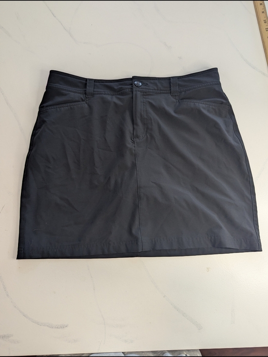 Eddie Bauer Dresses & Skirts - Eddie Bauer Skort Womens 10 Black Zip Fly Flat Front Casual Pockets Golf Outdoor